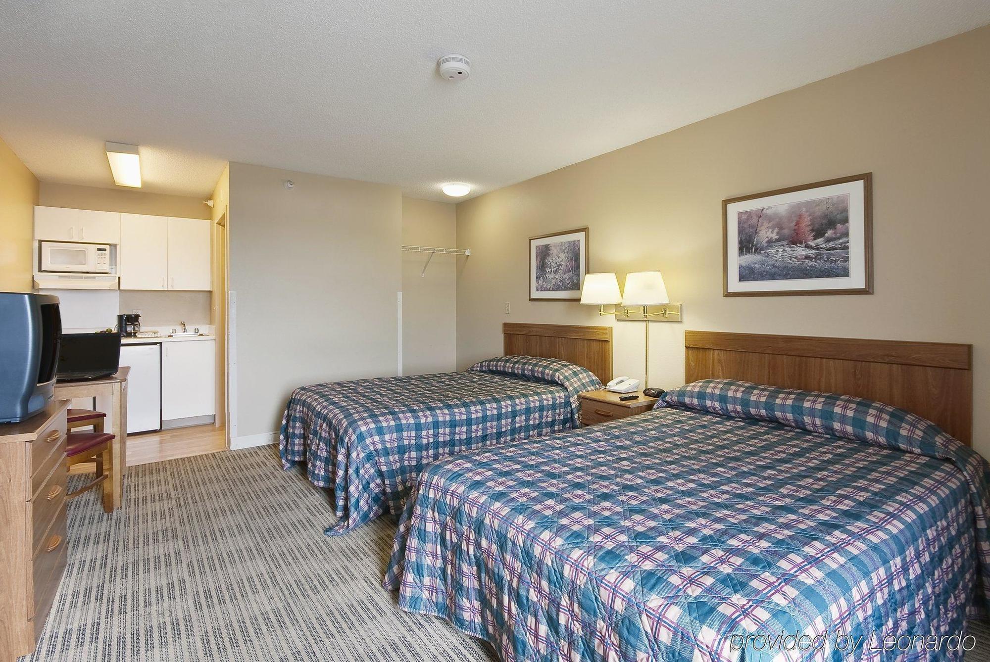 Birch Hill Suites Kansas City - Independence Exterior foto